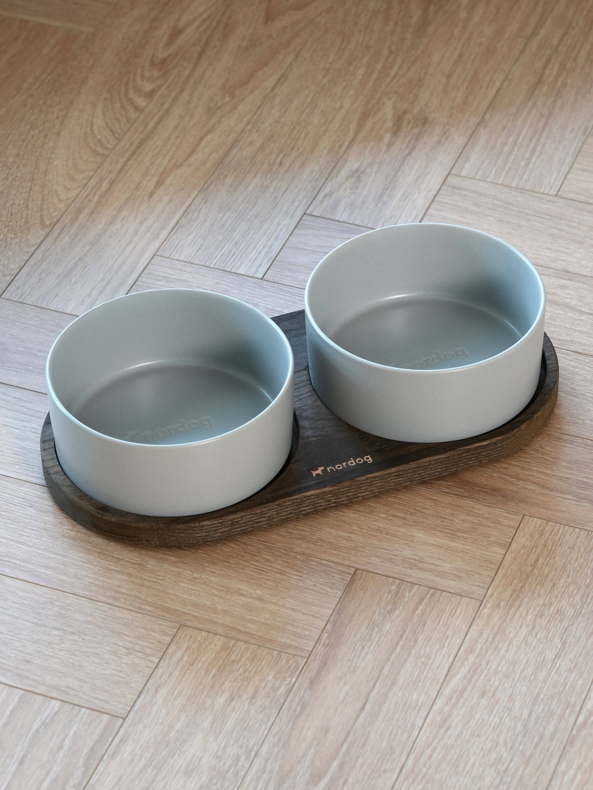Barcelona oak double dog bowl, grey ceramic
