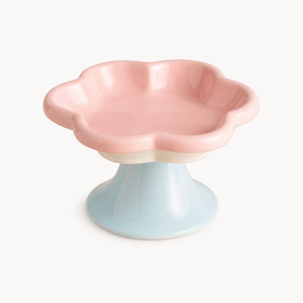 Flower-shaped ceramic cat bowl in pink